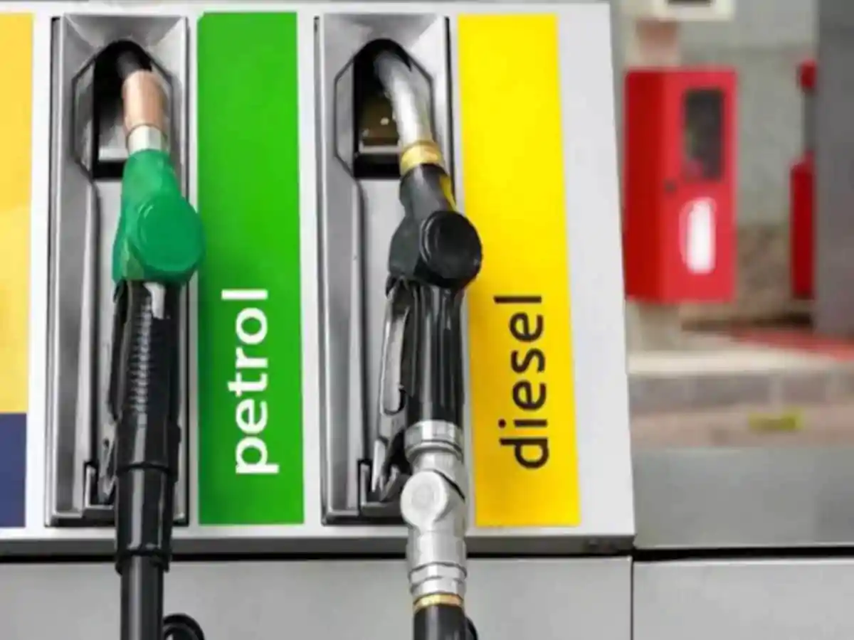 Petrol Diesel Price: ದೇಶಾದ್ಯಂತ ಪೆಟ್ರೋಲ್ ಮತ್ತು ಡೀಸೆಲ್ ಬೆಲೆಗಳನ್ನು ನವೀಕರಿಸಲಾಗಿದ್ದು, ನಿಮ್ಮ ನಗರಗಳಲ್ಲಿ ಎಷ್ಟಿದೆ ಎಂದು ತಿಳಿಯಿರಿ